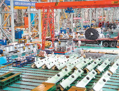 以技術(shù)開發(fā)為引擎，奮力推進(jìn)制造強(qiáng)國(guó)與網(wǎng)絡(luò)強(qiáng)國(guó)建設(shè)——銳財(cái)經(jīng)視角下的戰(zhàn)略路徑